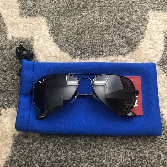 Ray-Ban | Accessories | Rayban Aviators Junior Black Grey Gradient 524 |  Poshmark